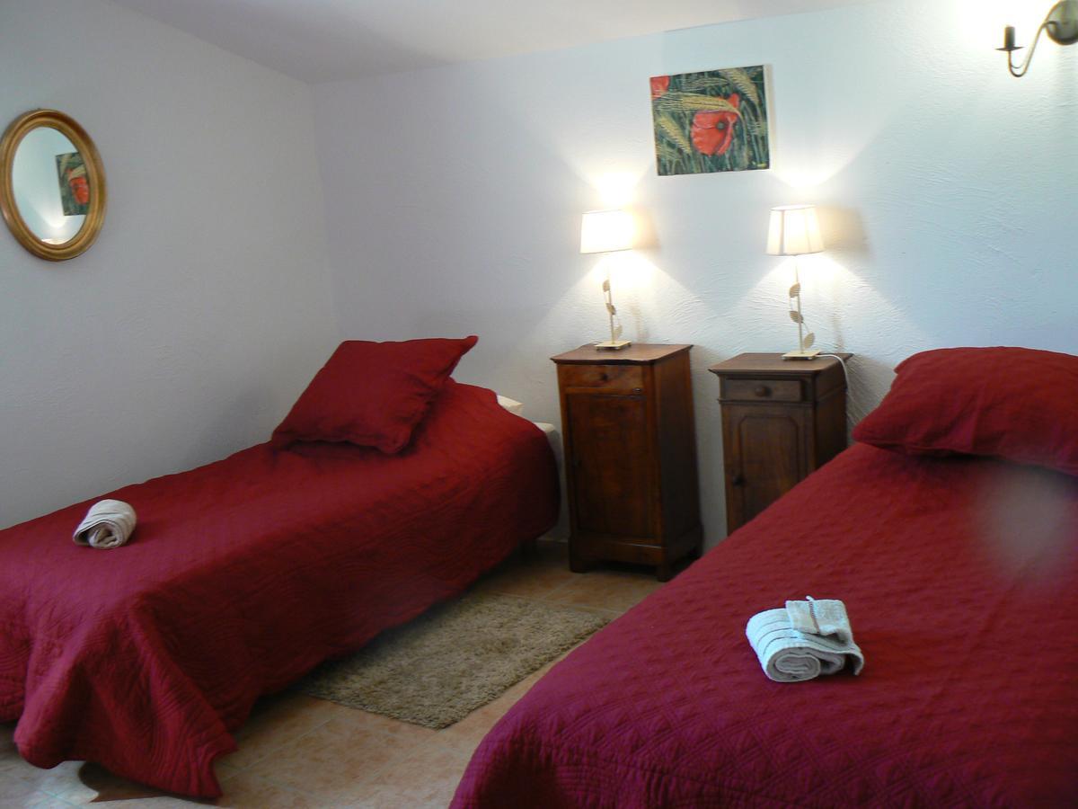 Chambres D'Hotes De La Verrerie Lioux Εξωτερικό φωτογραφία