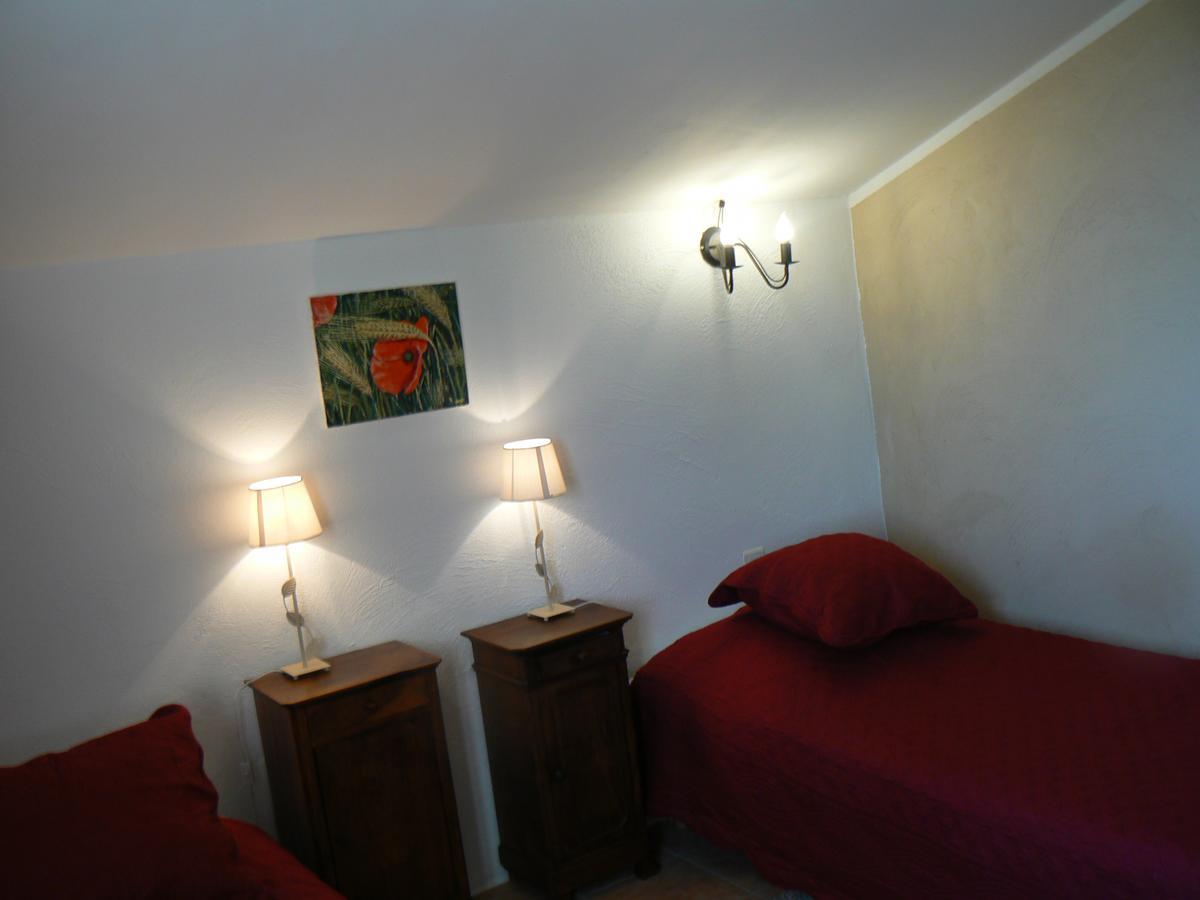 Chambres D'Hotes De La Verrerie Lioux Εξωτερικό φωτογραφία